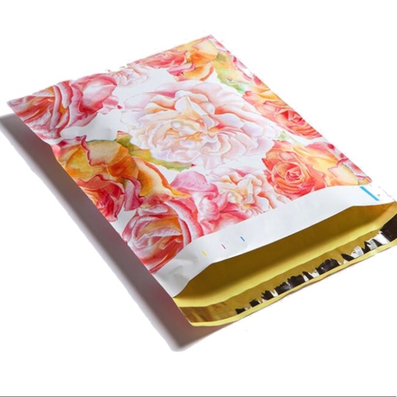 50 10X13 Poly Mailers Watercolor Roses PRICE IS FIRM - Picture 7 of 9